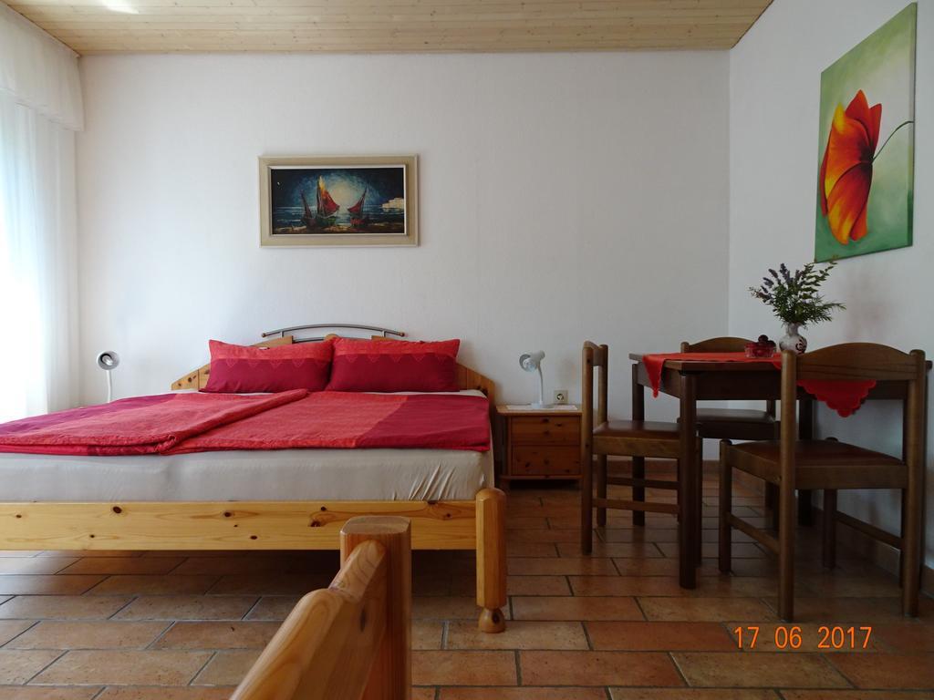 Casa Bianca Appartement Medulin Buitenkant foto
