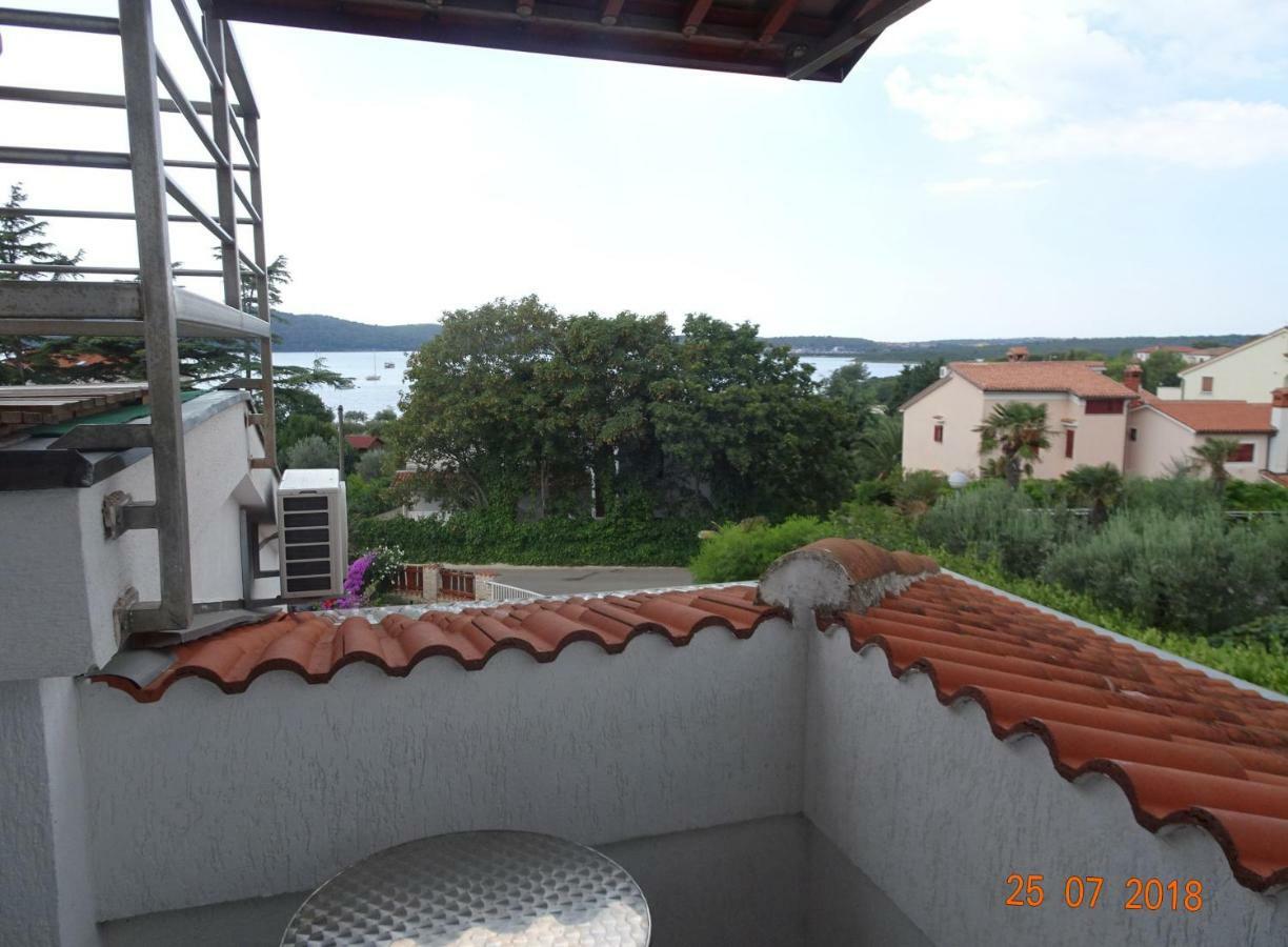 Casa Bianca Appartement Medulin Buitenkant foto
